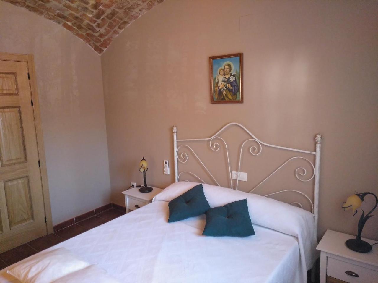Casa Rural La Santiaga Arroyo de la Luz Екстериор снимка